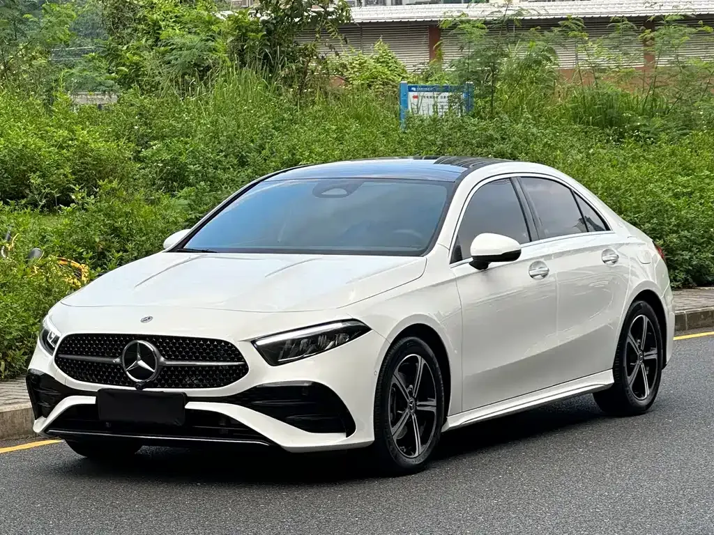 Mercedes-Benz A-Class — фото 1