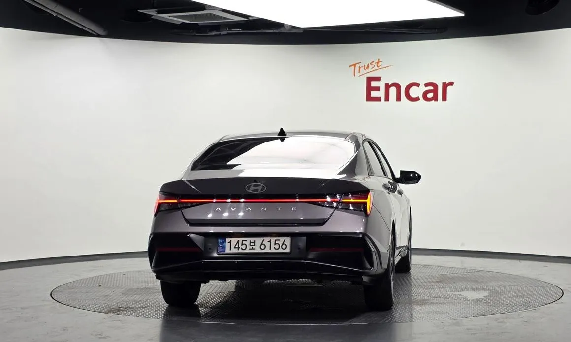 Hyundai AVANTE — фото 2