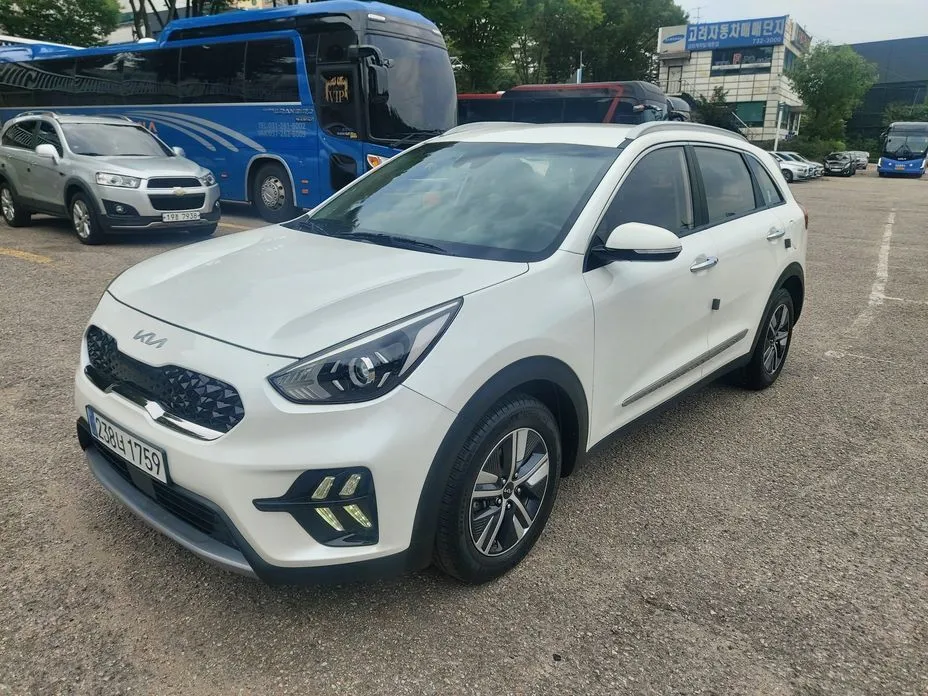 Kia Niro — фото 8