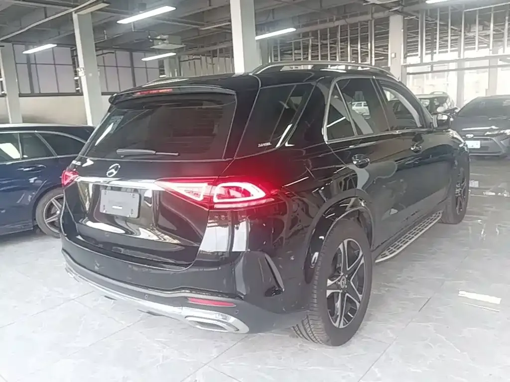 Mercedes-Benz GLE (Import) — фото 10