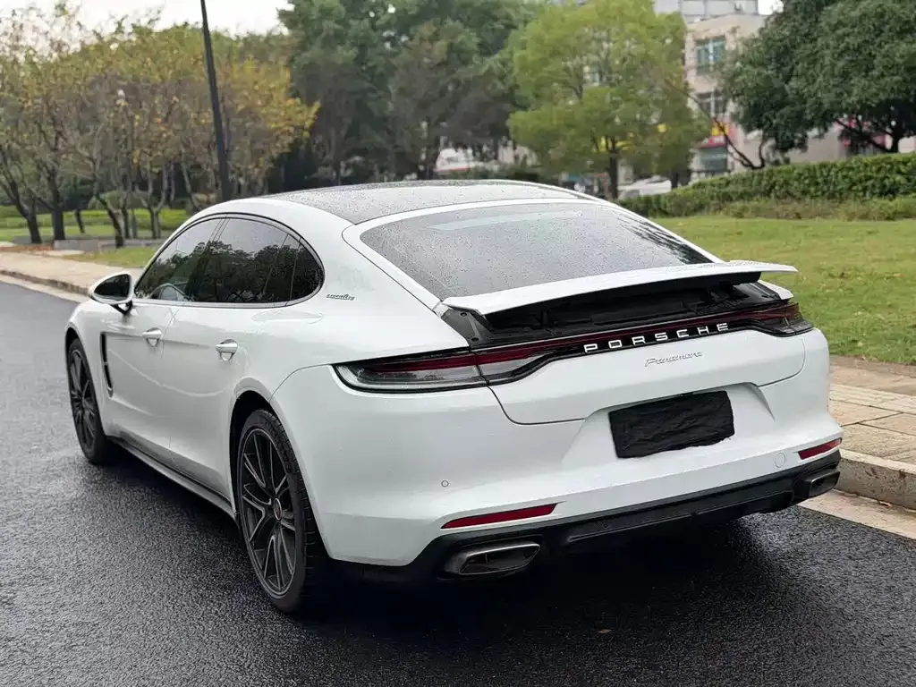 Porsche Panamera — фото 7