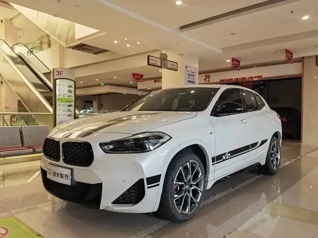 BMW X2 — фото 1