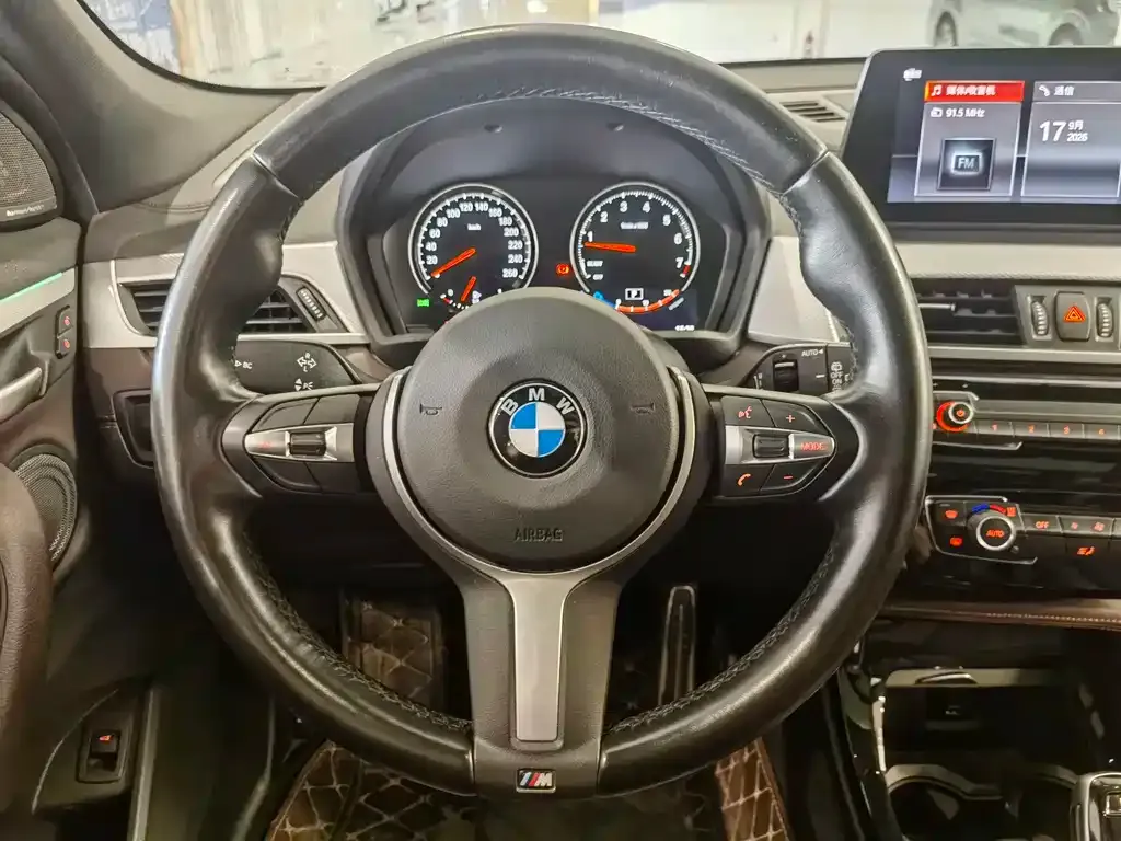 BMW X2 — фото 9