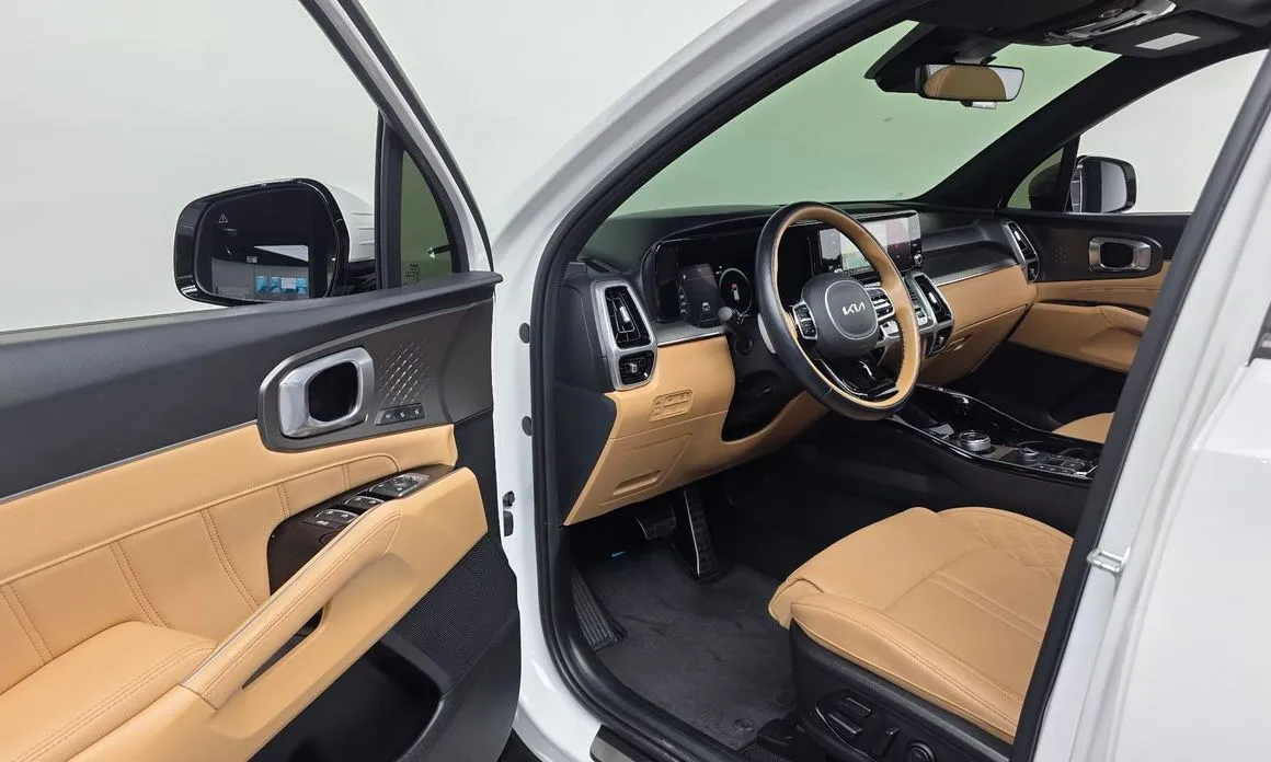 Kia Sorento — фото 7