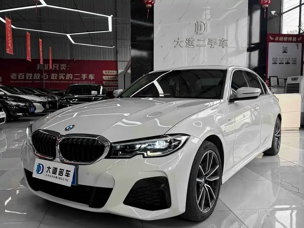 BMW 3 Series — фото 1