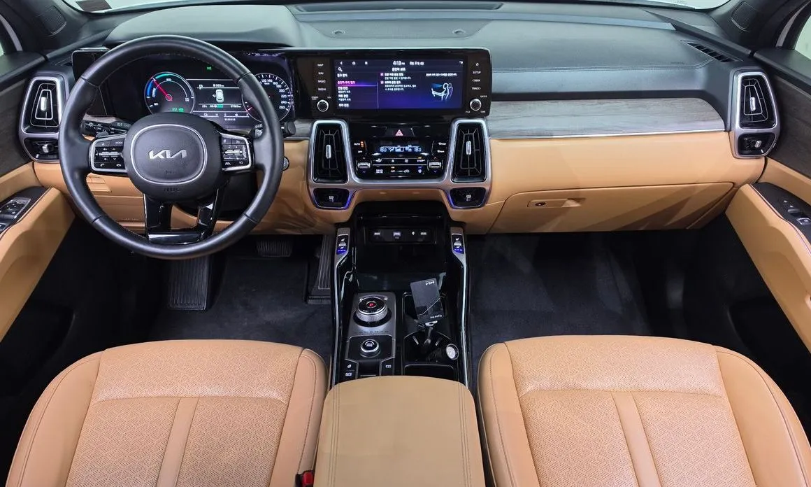 Kia Sorento — фото 8