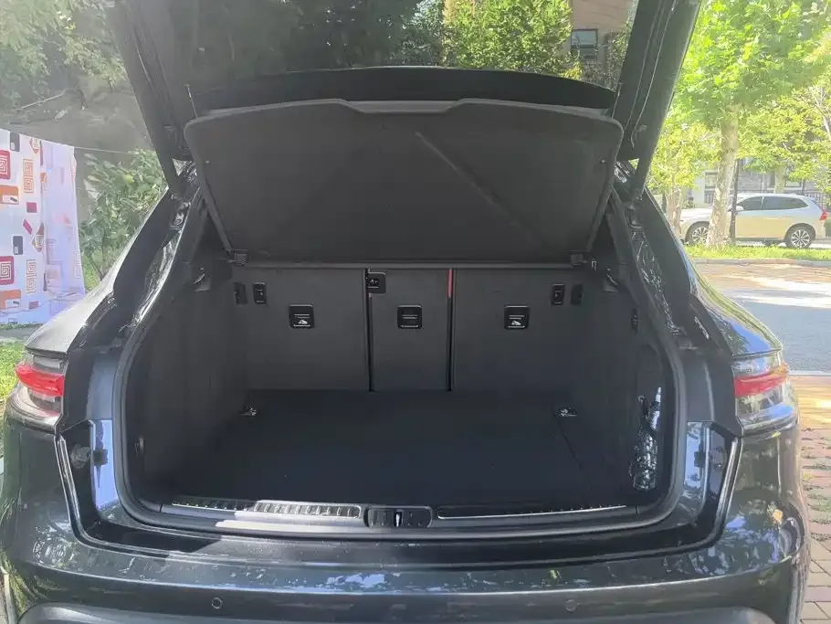 Porsche Macan — фото 3
