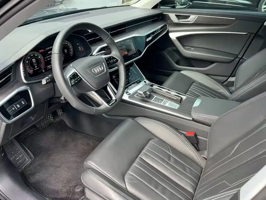 Audi A6L — фото 9