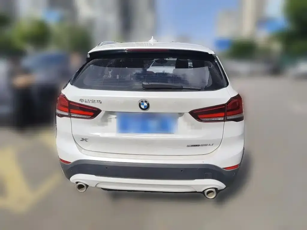 BMW X1 — фото 2