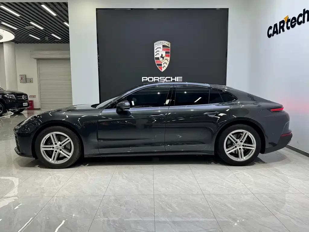 Porsche Panamera — фото 10