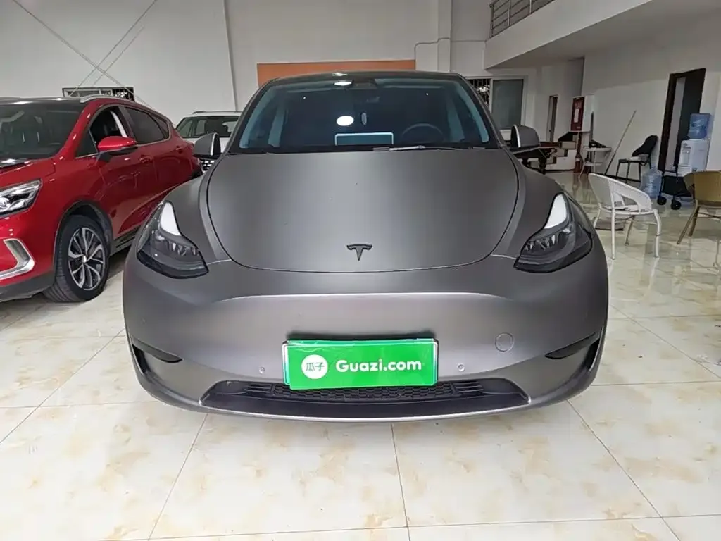 Tesla Model Y — фото 9