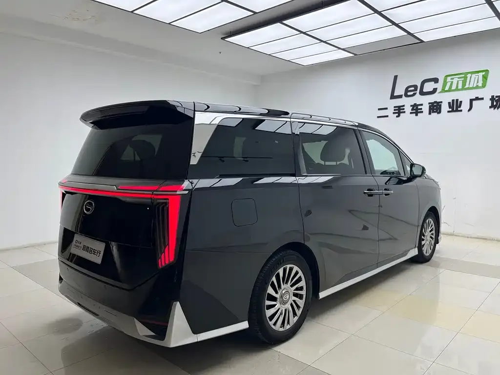 GAC Motor Trumpchi M8 — фото 4