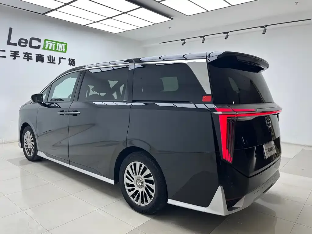 GAC Motor Trumpchi M8 — фото 9
