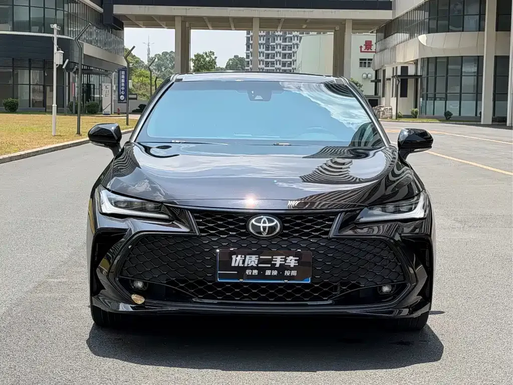 Toyota Avalon — фото 7