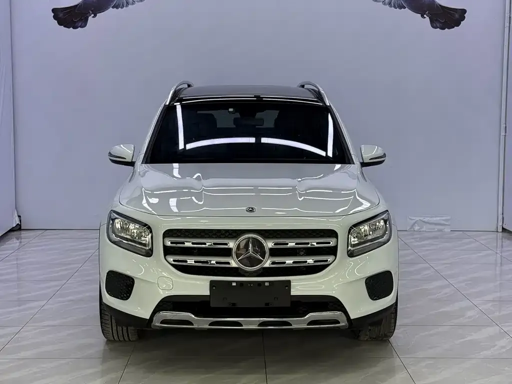Mercedes-Benz GLB — фото 9