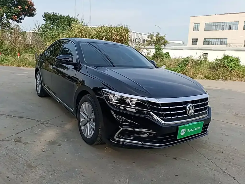 Volkswagen Passat — фото 9