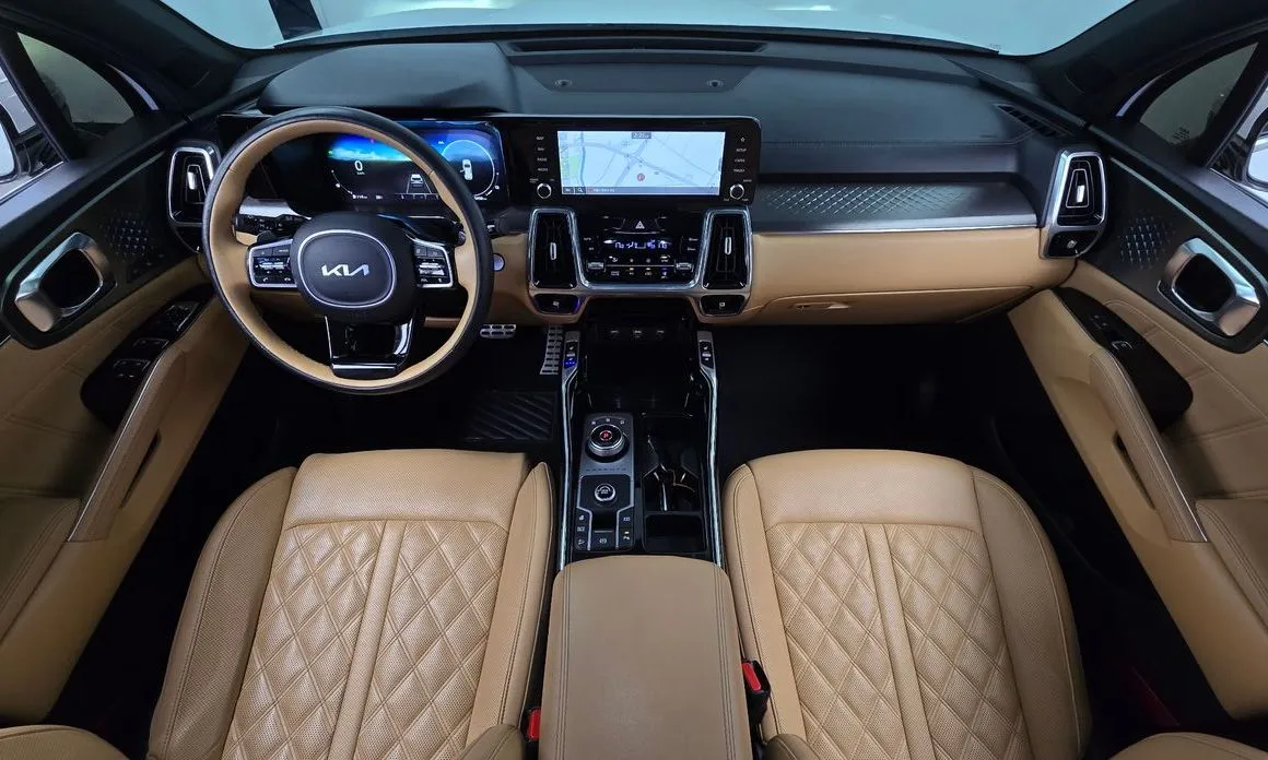 Kia Sorento — фото 10