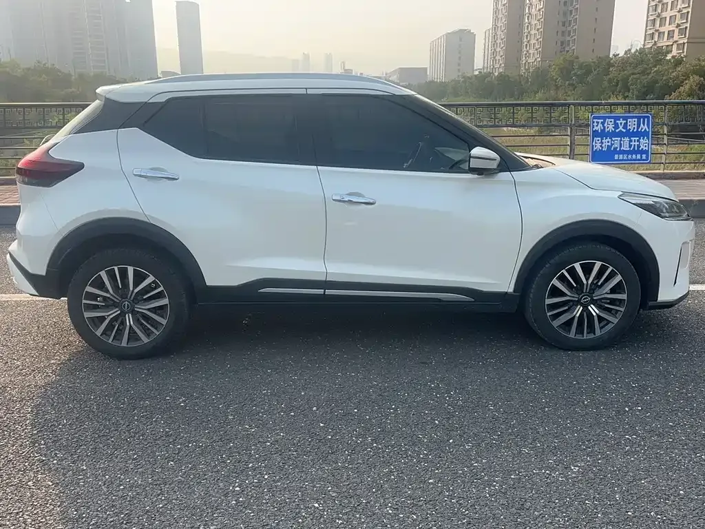 Nissan Kicks — фото 5