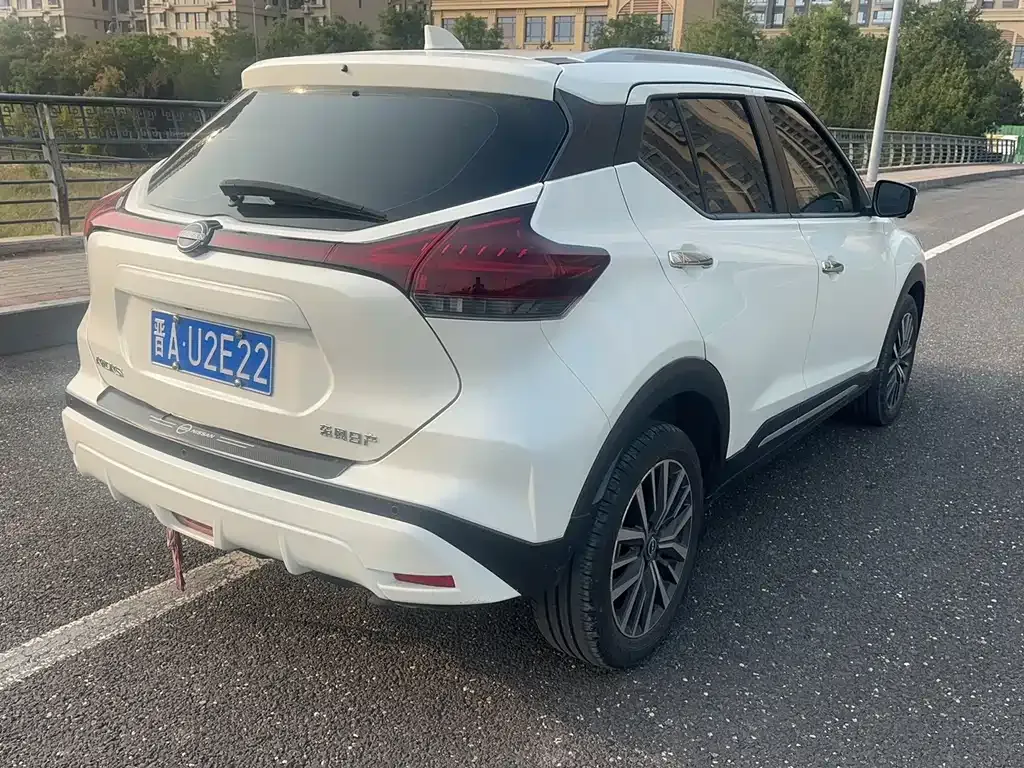 Nissan Kicks — фото 8