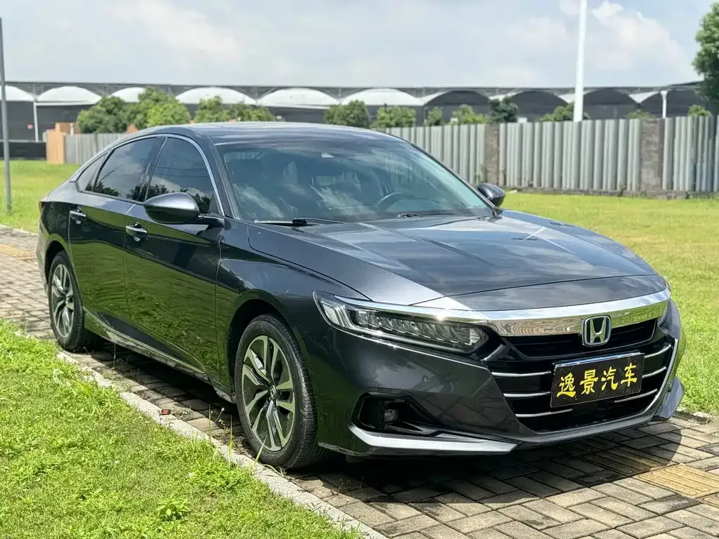 Honda Accord — фото 3