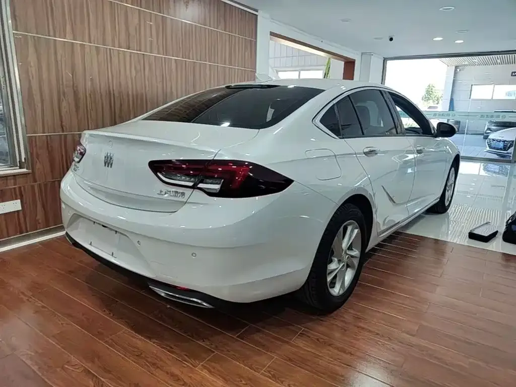 Buick Regal — фото 8