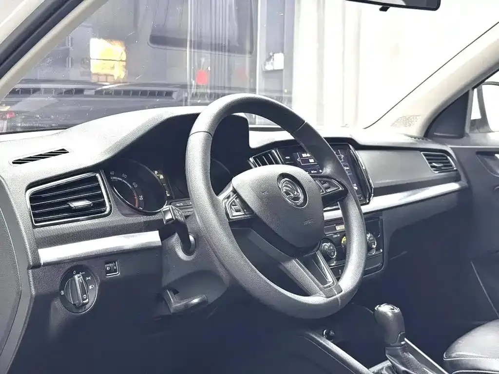 Skoda Kamiq — фото 3
