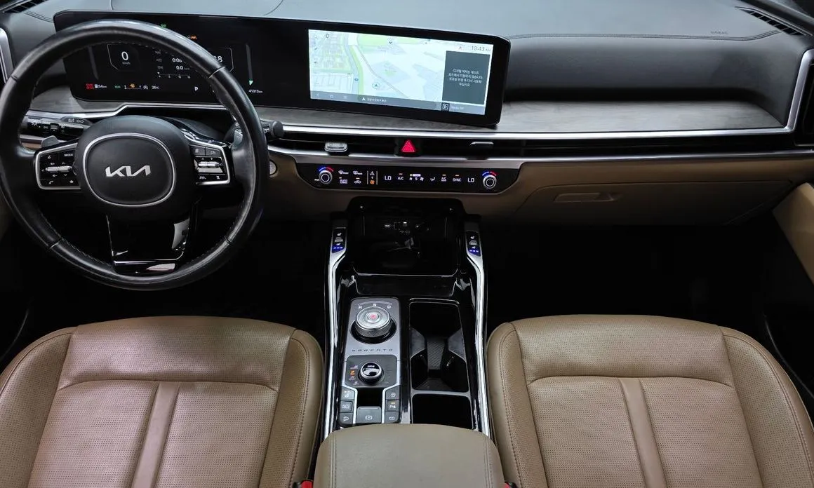 Kia Sorento — фото 9