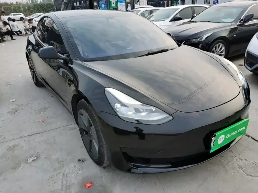 Tesla Model 3 — фото 5