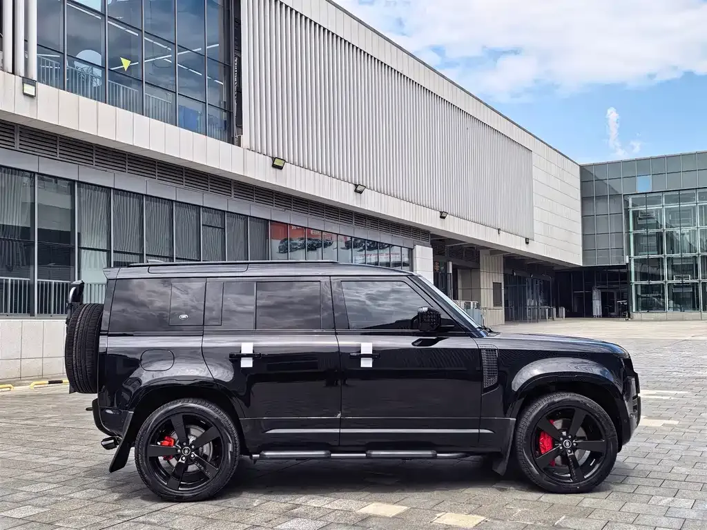 Land Rover Defender — фото 2
