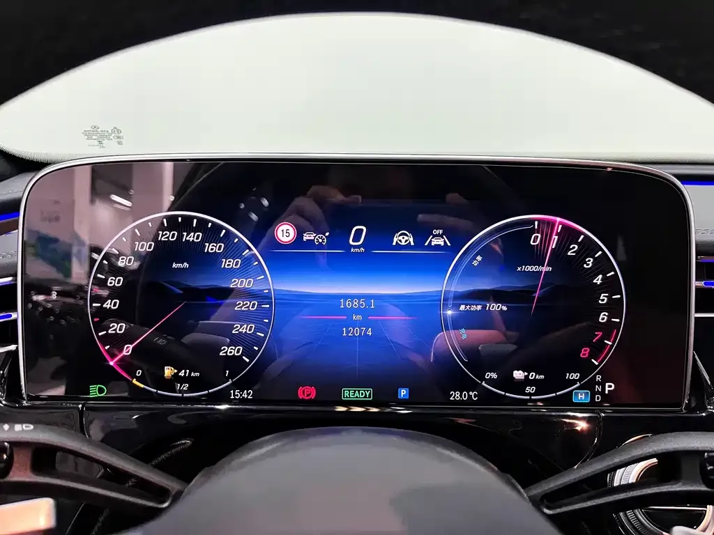 Mercedes-Benz E-Class New Energy — фото 4