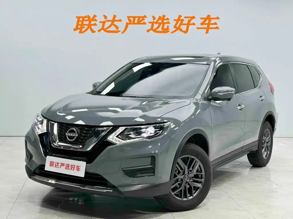 Nissan X-Trail — фото 1