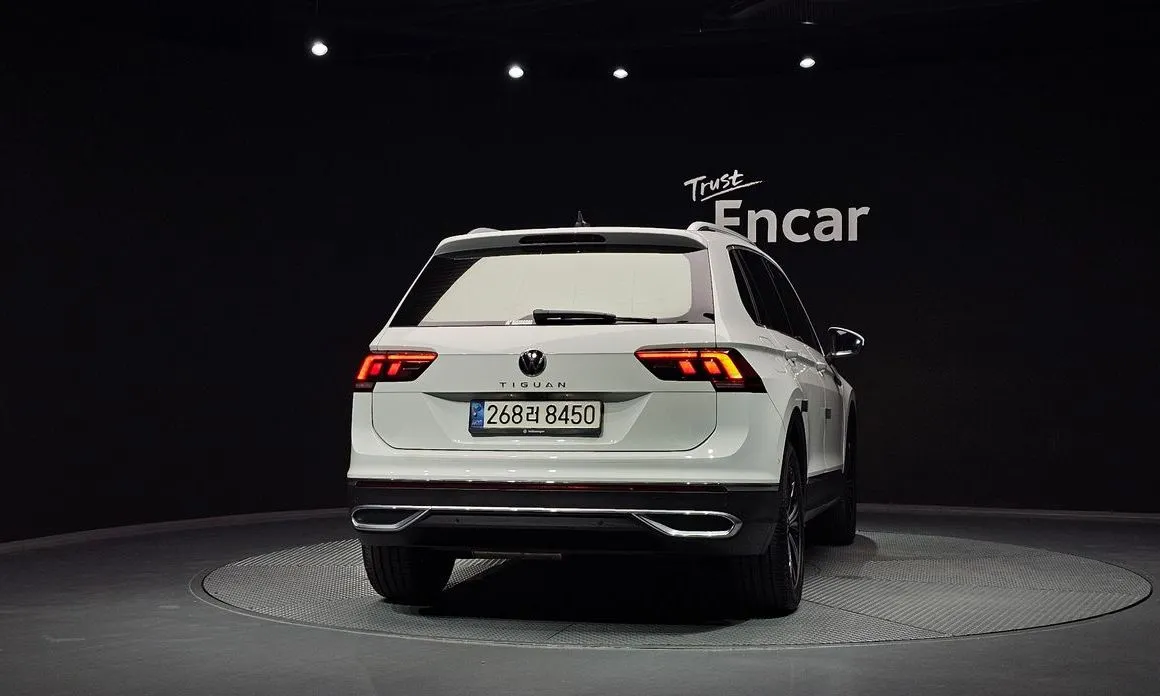 Volkswagen Tiguan — фото 2