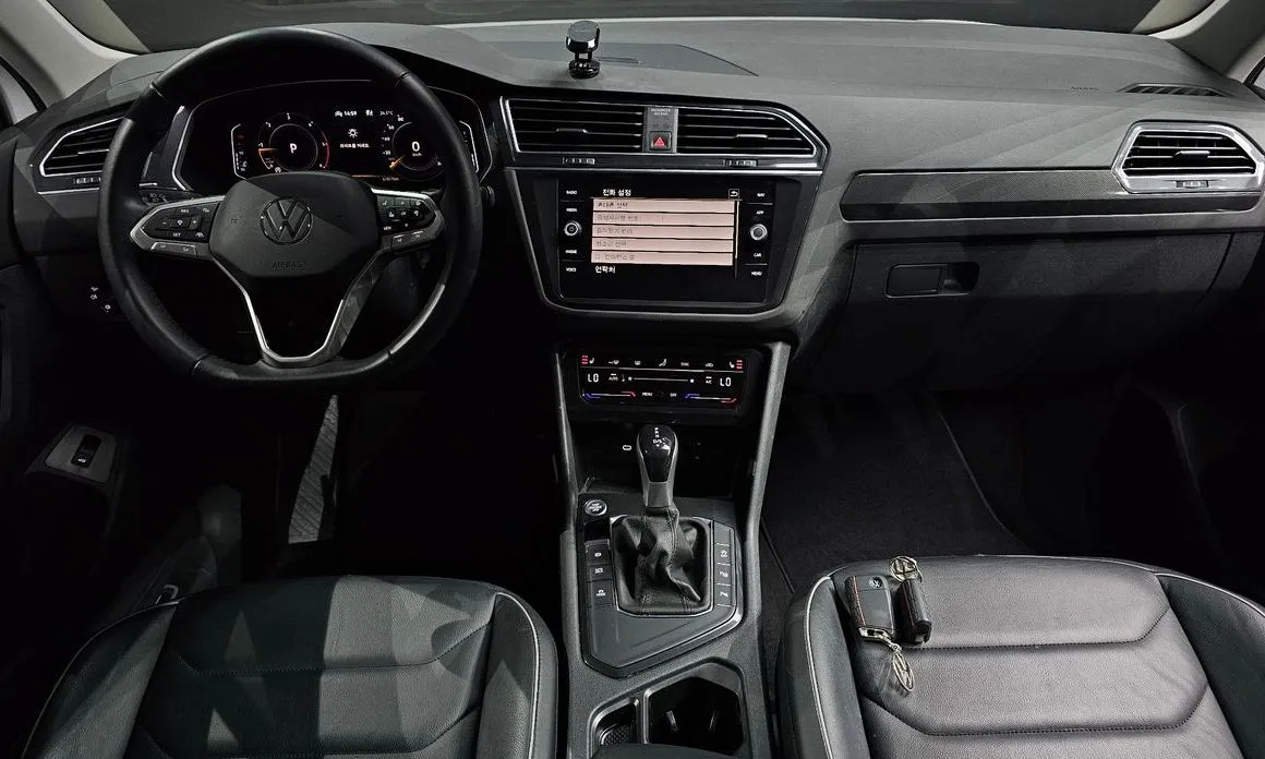 Volkswagen Tiguan — фото 4