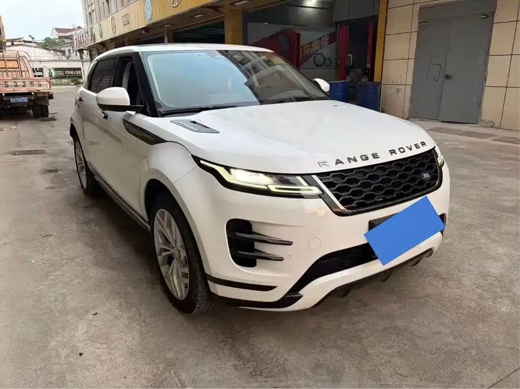 Land Rover Evoque — фото 1
