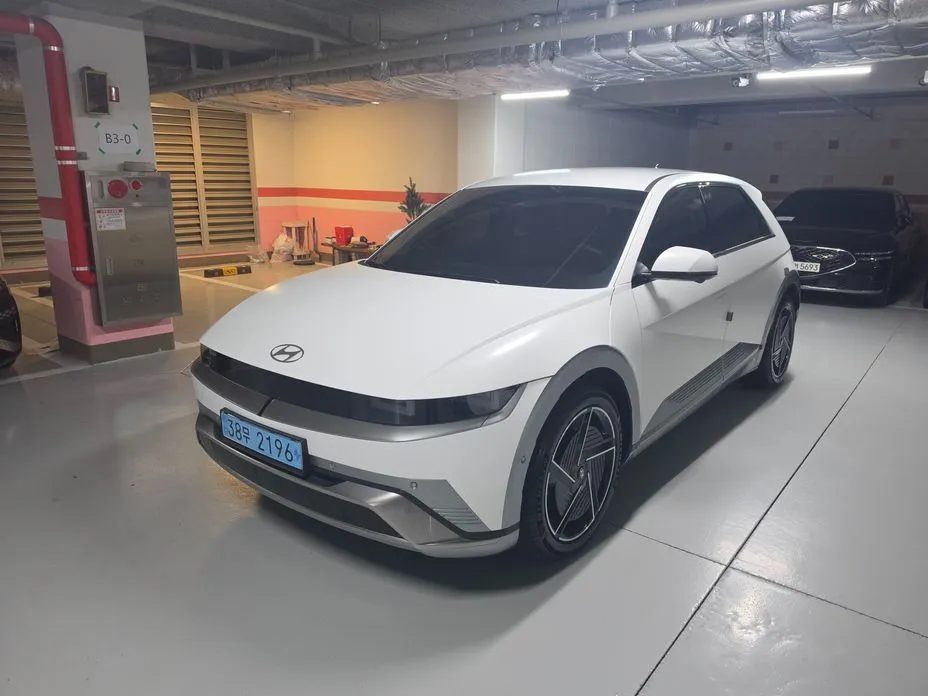 Hyundai Ioniq5 — фото 1