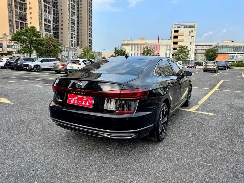 Volkswagen Passat — фото 4