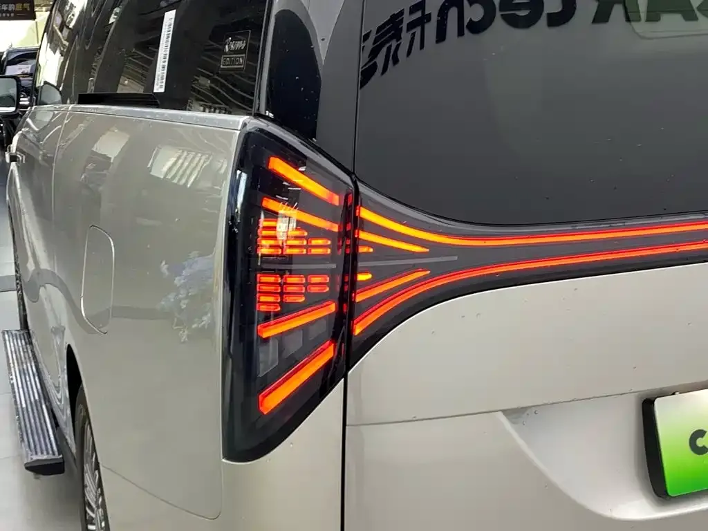 Geely Galaxy V900 — фото 3