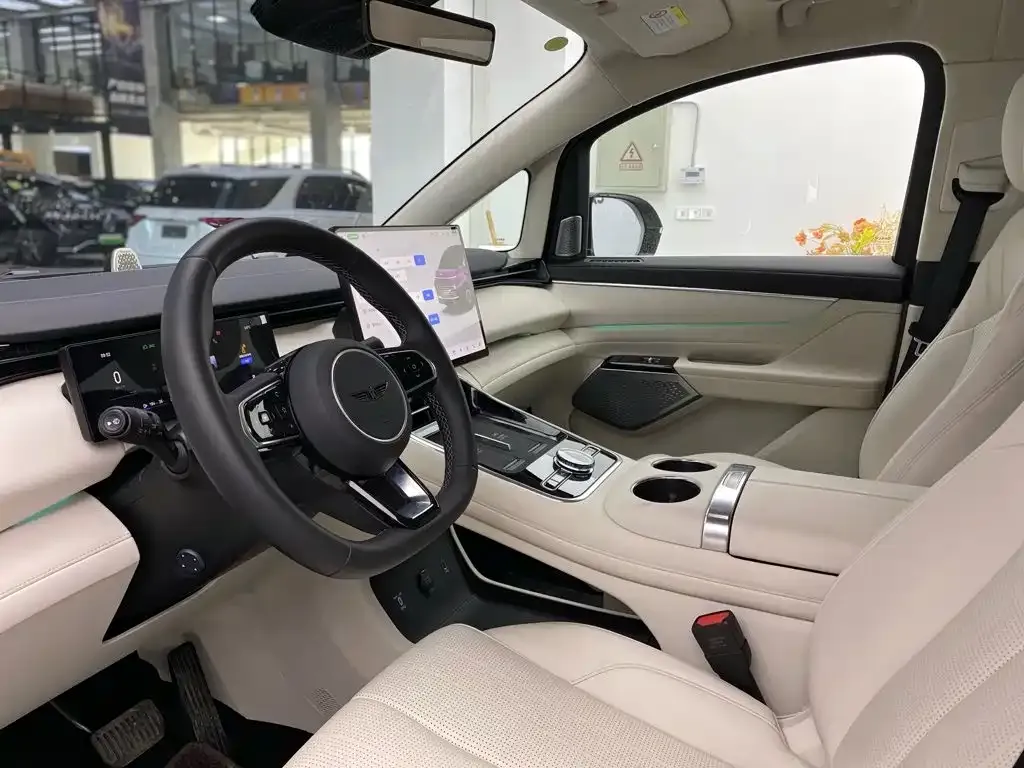 Geely Galaxy V900 — фото 7