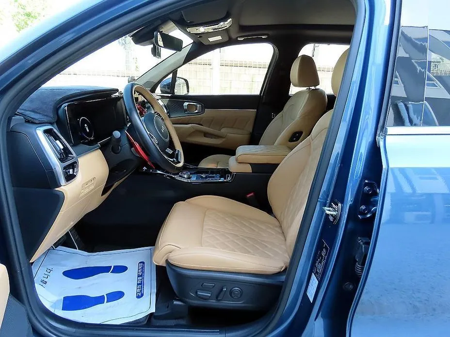 Kia Sorento — фото 4