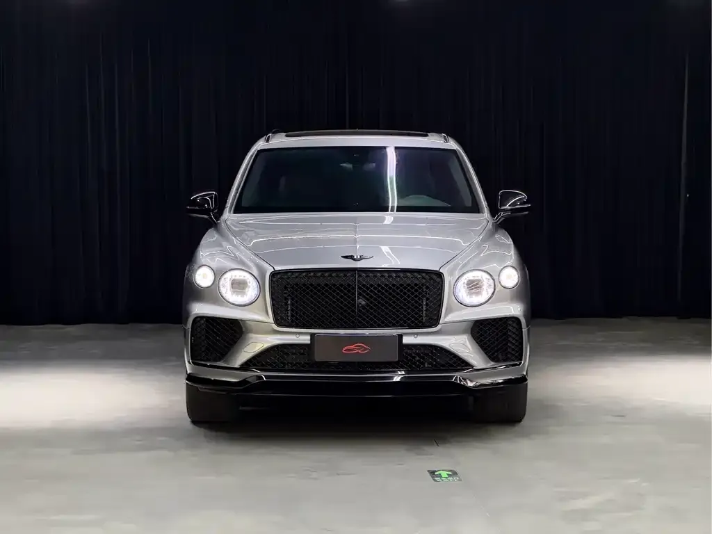 Bentley Bentayga — фото 8