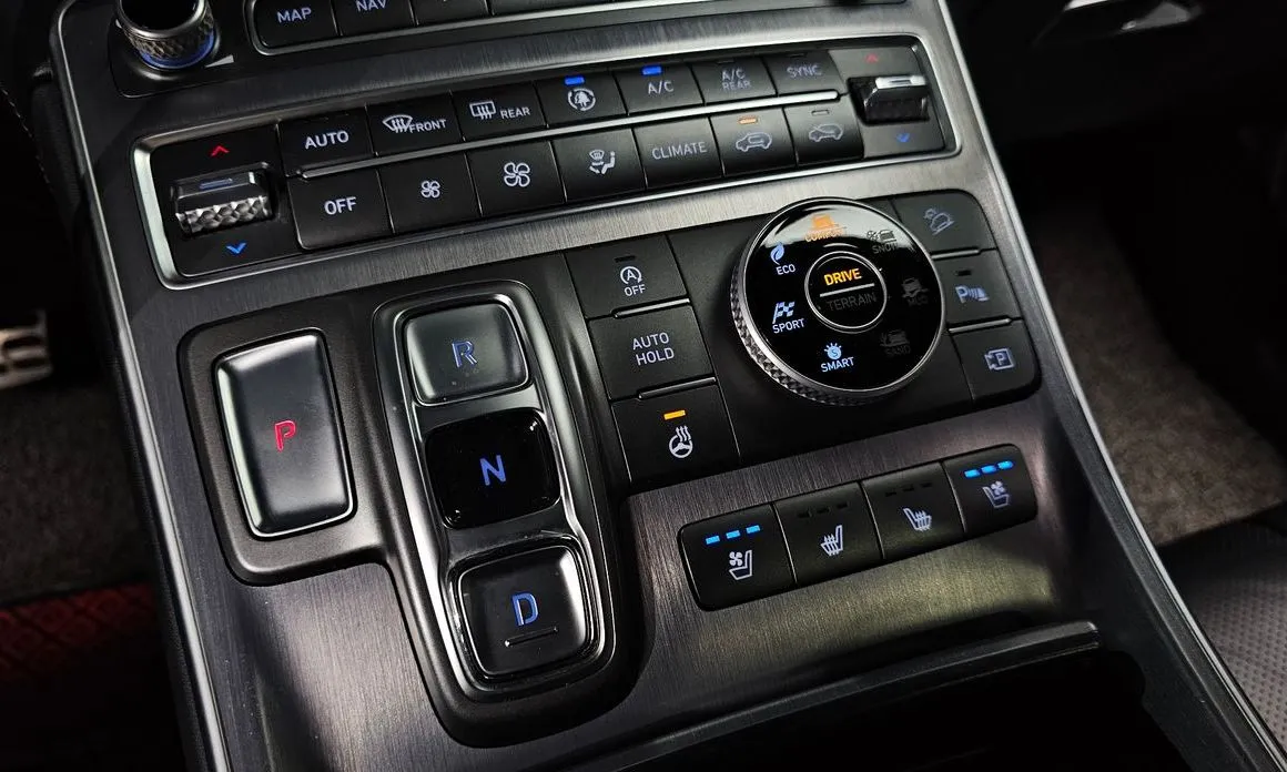 Hyundai Santafe — фото 8