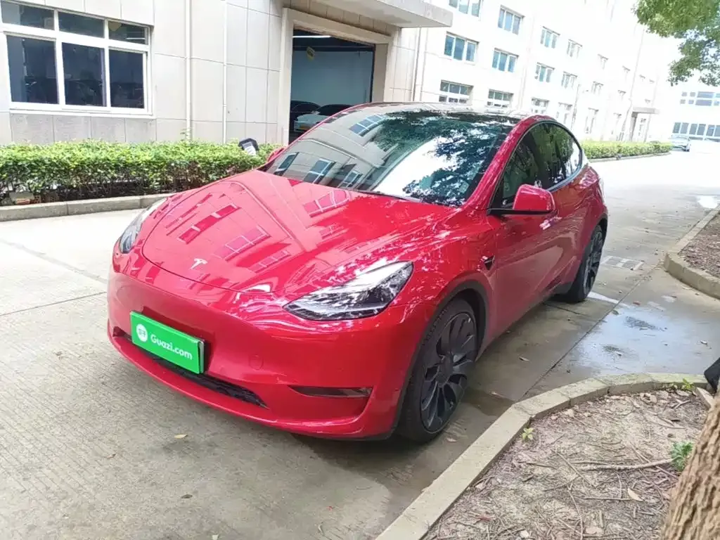 Tesla Model Y — фото 7