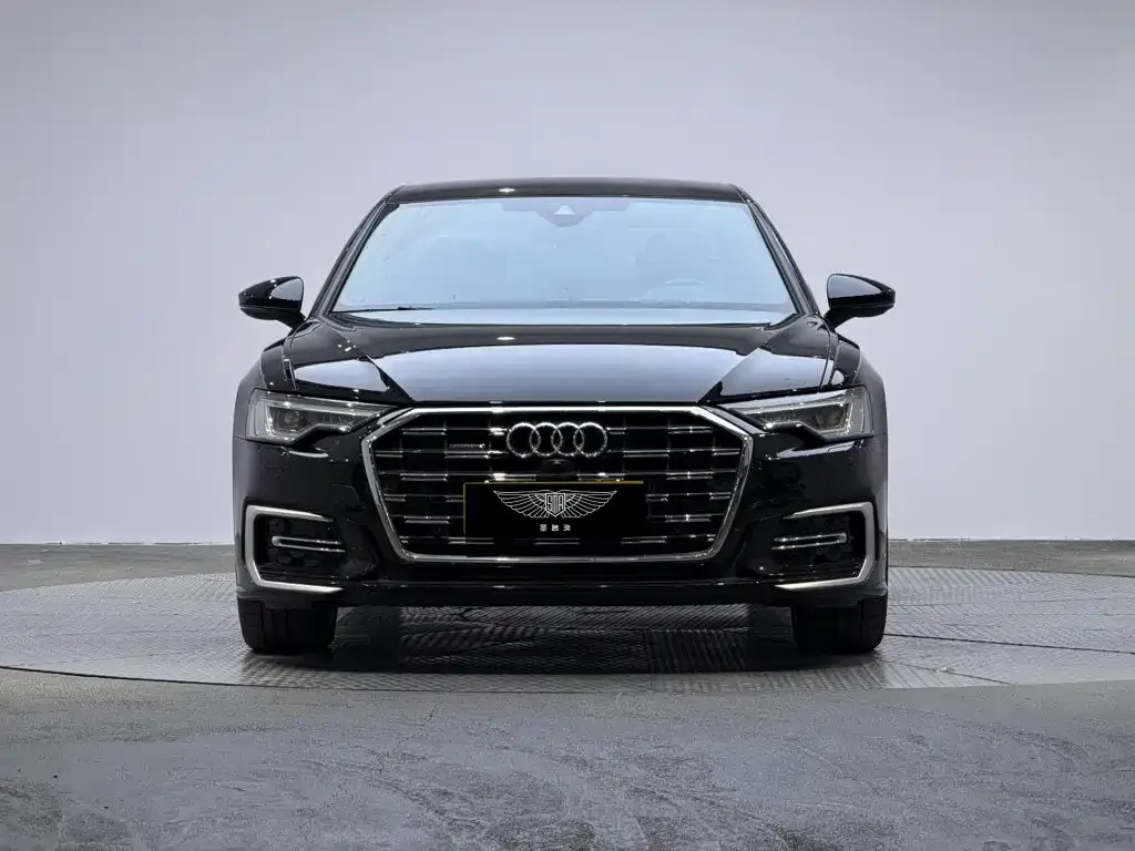 Audi A6L — фото 8