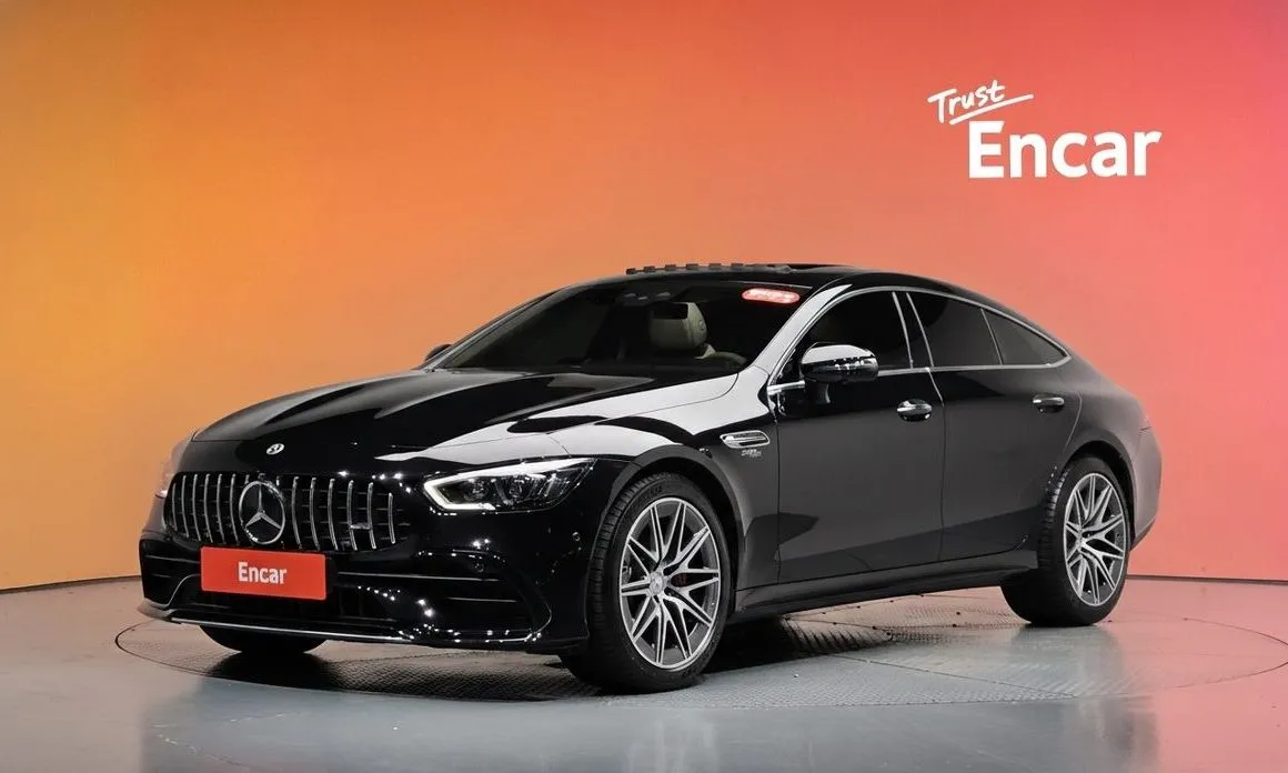 Mercedes-Benz AMG GT — фото 1