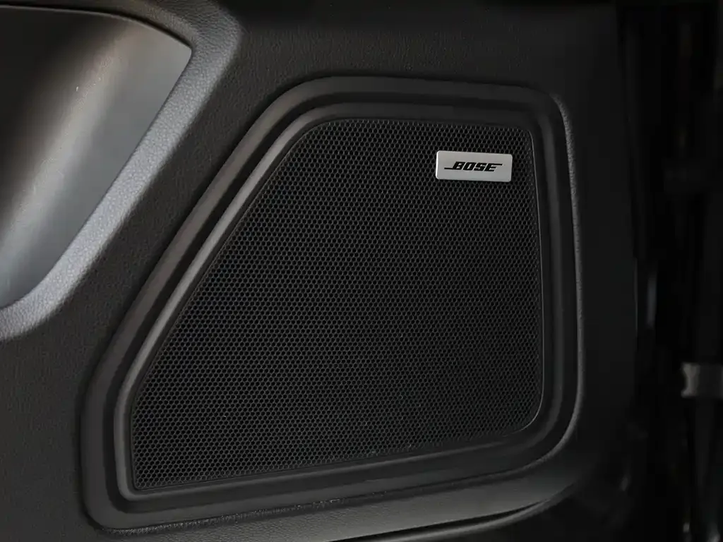 Porsche Macan — фото 10