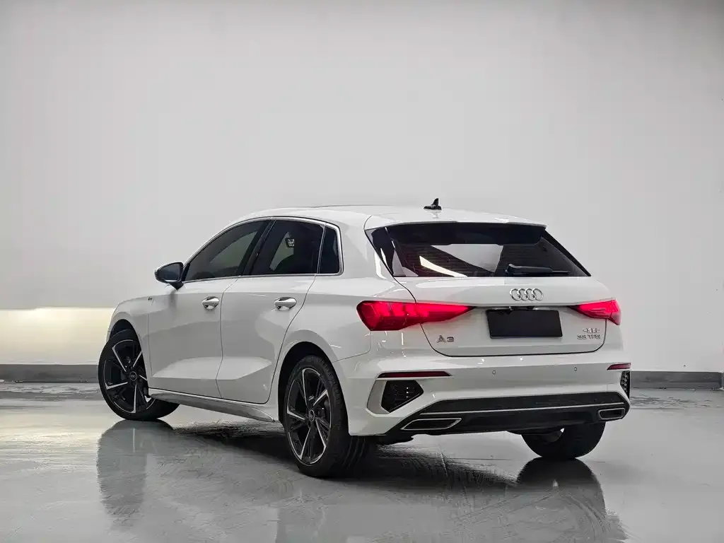 Audi A3 — фото 2