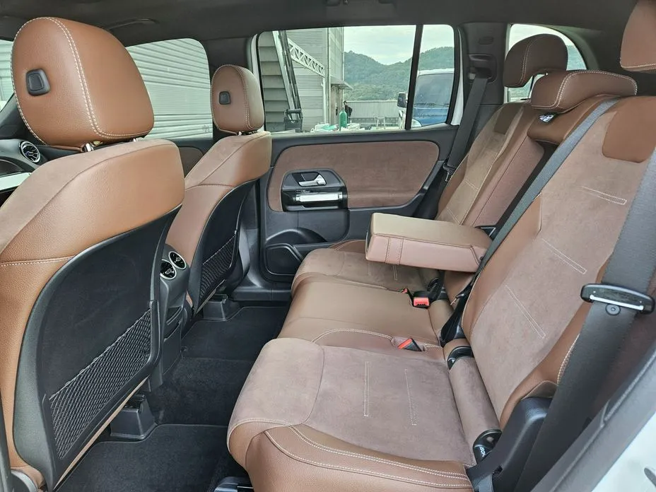 Mercedes-Benz GLB-Class — фото 10