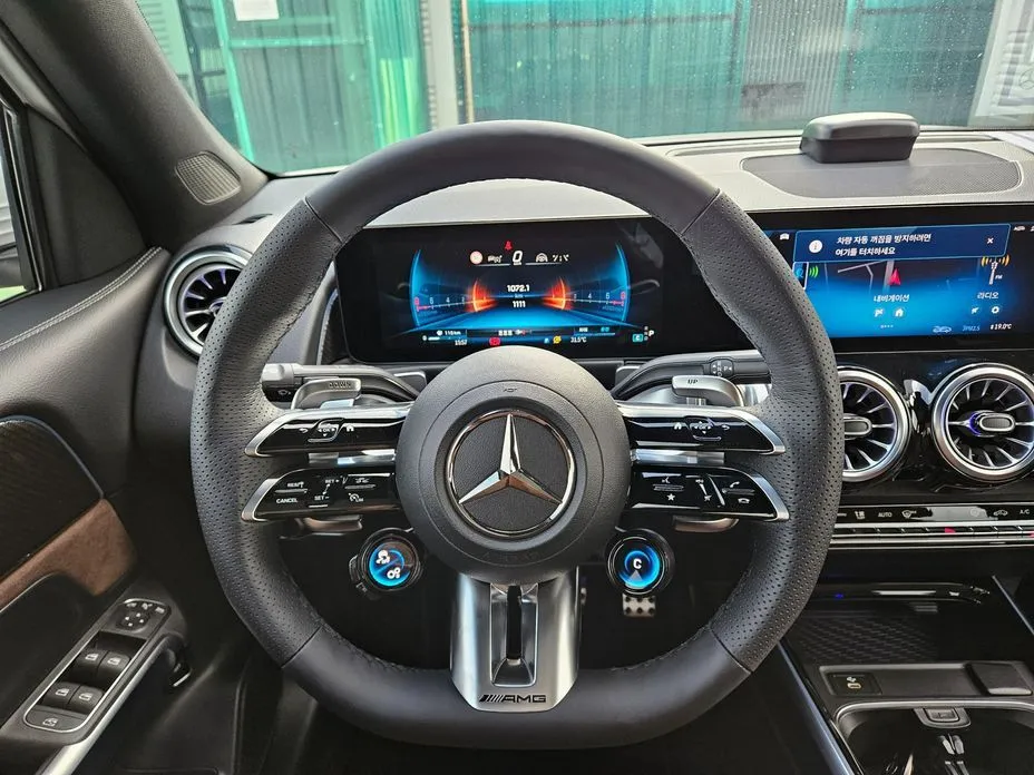 Mercedes-Benz GLB-Class — фото 5