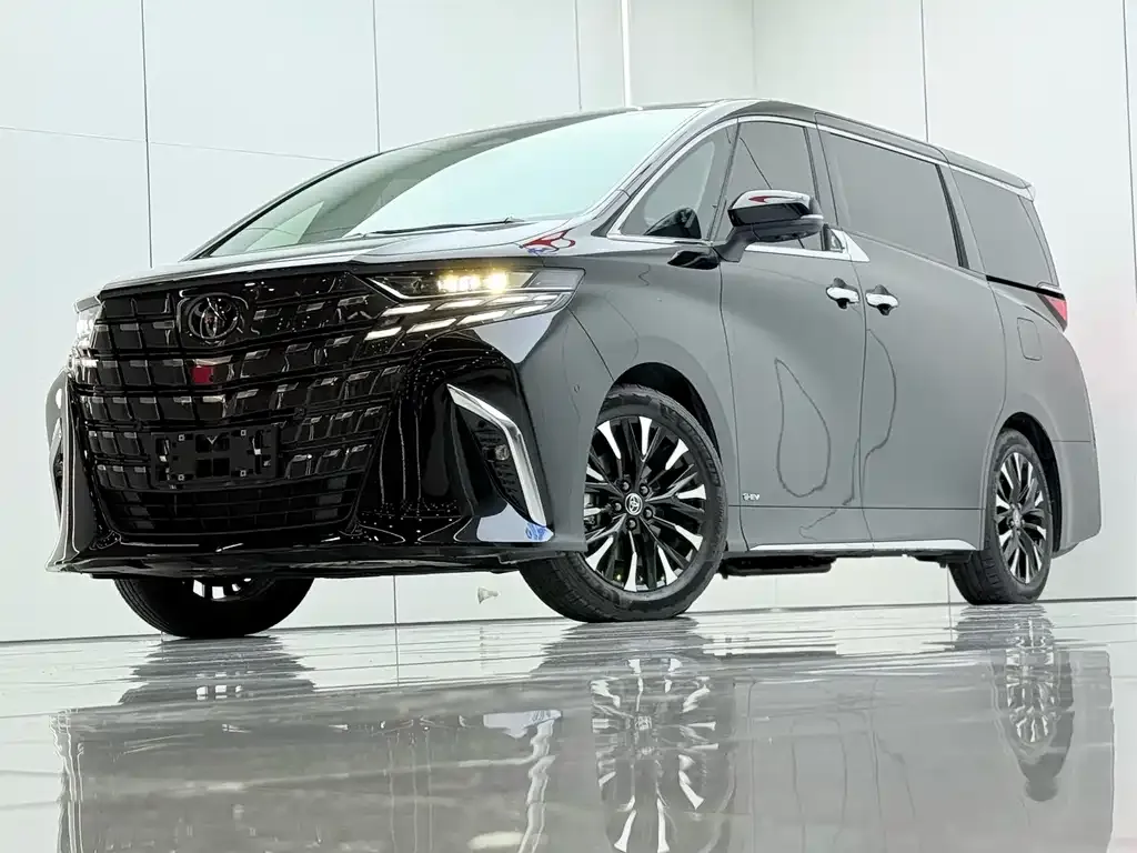 Toyota Alphard — фото 7