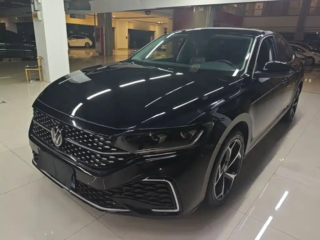 Volkswagen Passat — фото 3